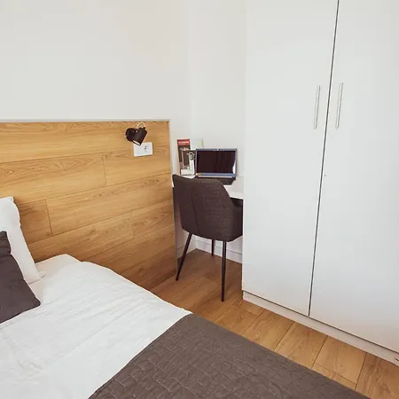 Bg Exclusive 4* 베오그라드